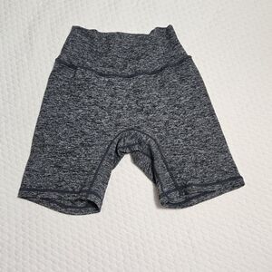 Ptula bare shorts 6in